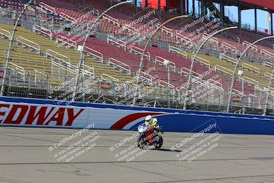 media/Aug-27-2022-Fastrack Riders (Sat) [[c588535105]]/Level 1/Session 1 Start Finish/